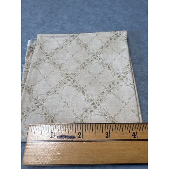 Moda Beige Fabric Fat Quarter Subtle Green Vine Pattern By Kansas Troubles Quilt - Picture 2 of 5